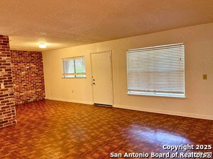 Photo - 117 Meadow Way