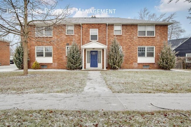 Building Photo - 880 Millersport Hwy Unit Apt. 1