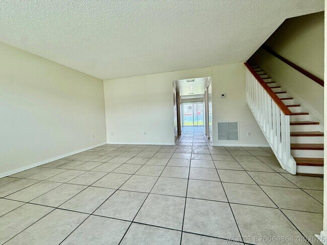 343 Gulfstream Rd