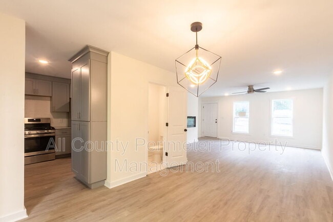 Photo - 243 Timber Creek Ln SW