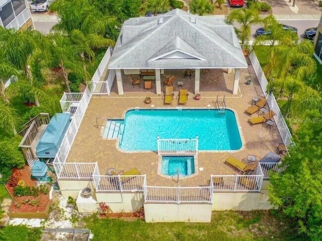 Photo - 810 Callista Cay Loop