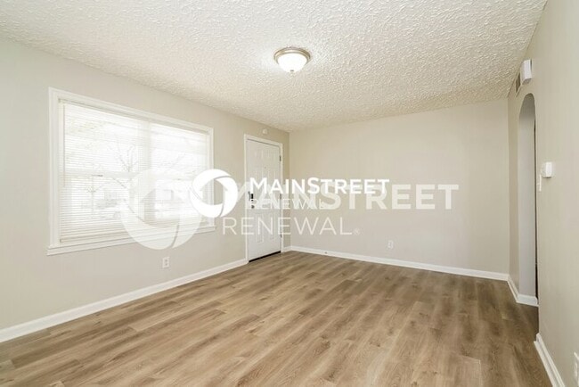 2 Bedroom Pet-Friendly Home in Indianapolis, IN with Main Street Renewal