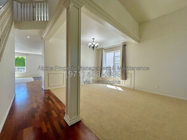 Photo - 13390 NW Hogan St