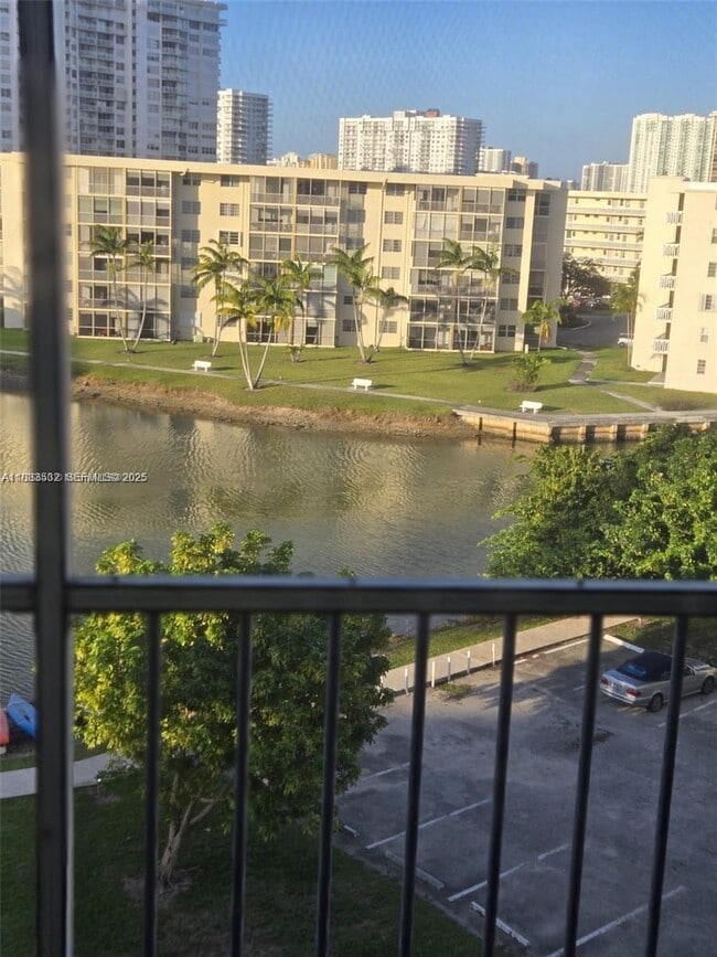 Photo - 2903 Point E Dr Unit K611