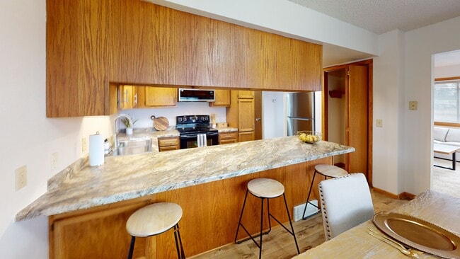 1201 W Wausau Ave