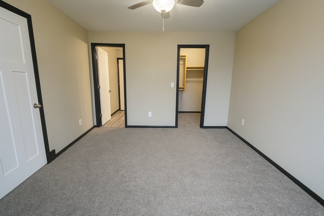 Photo - 2110/14 E Village Estates Dr Unit 2114 Village Estates