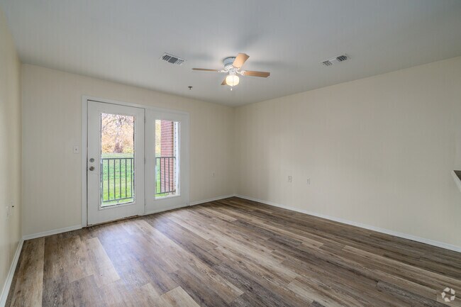 2BR, 1BA - 860SF - Living Room