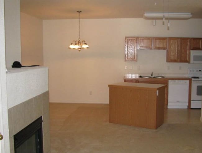 Building Photo - 6825 19th St Unit 6825 19th St 5