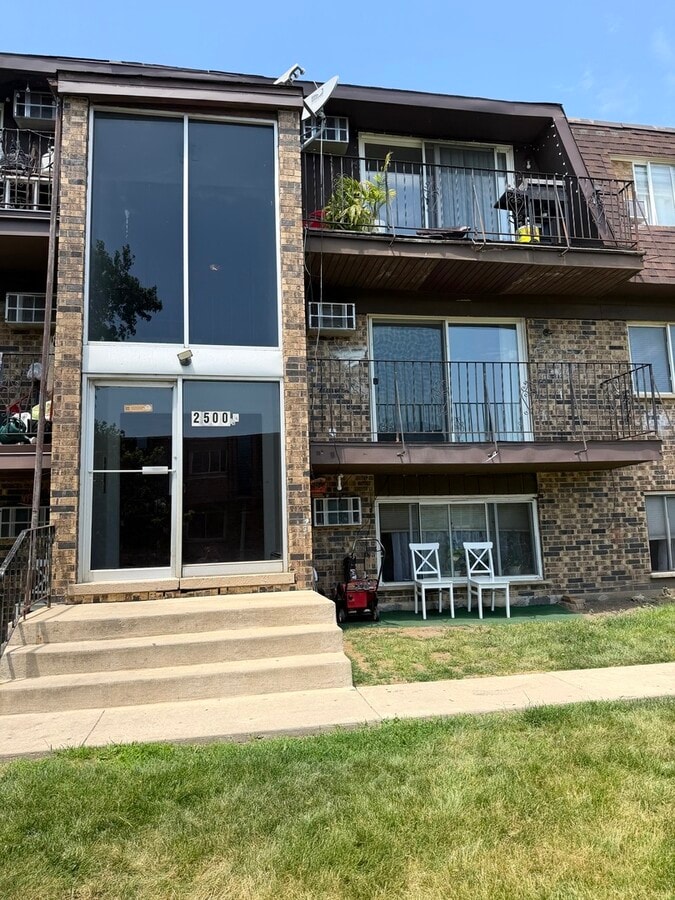 Photo - 2500 Mark Thomas Ln Unit 5B