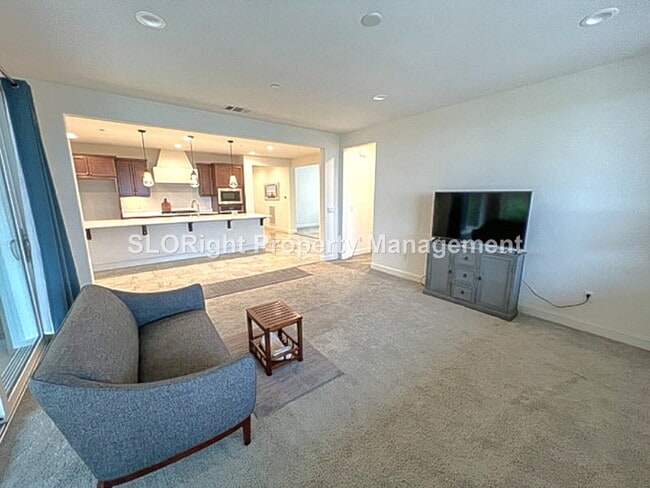 Photo - AVAILABLE AUGUST - Spacious Nipomo Home - 2 Bed + spacious den / 2 Bath