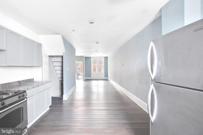 Building Photo - 2212 W Fayette St Rental