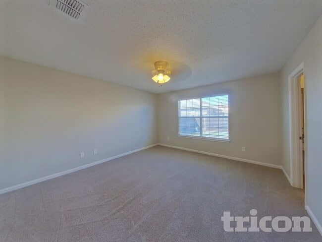 Photo - 4604 Palm Ridge Dr