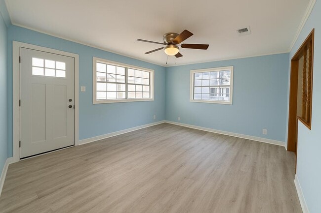 Photo - 1221 42nd Ave