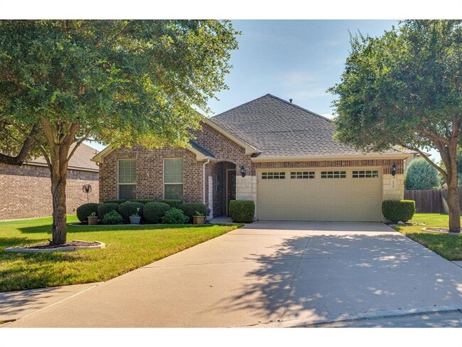 Building Photo - 1909 Pecan Valley