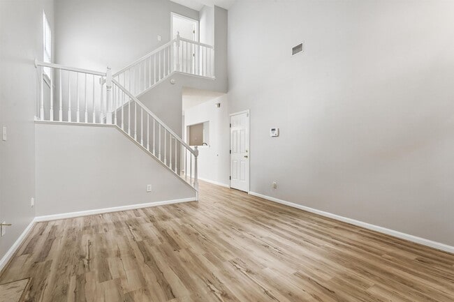 Photo - 108 Nathan Pl