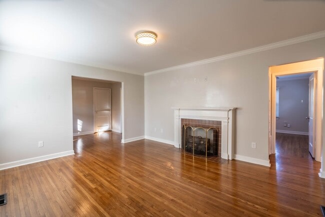 Photo - 1341 S Erie Ave