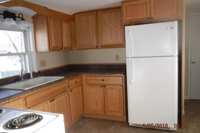 Kitchen - new appliances and cupboards