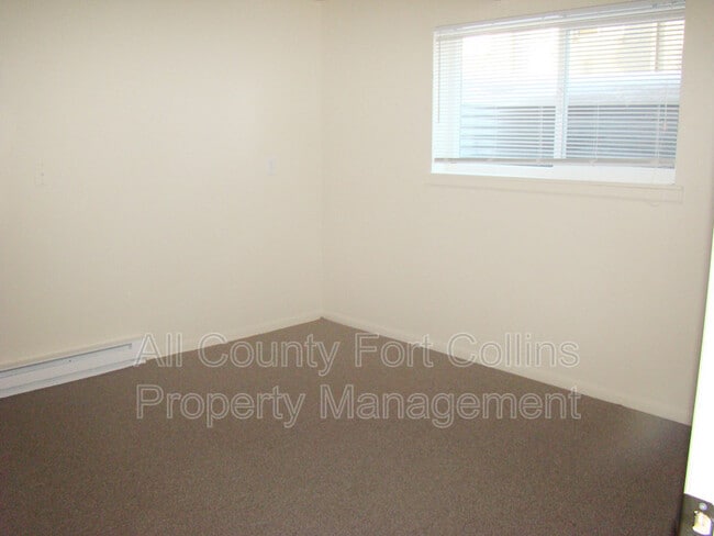 Photo - 1108 Baker St Unit B