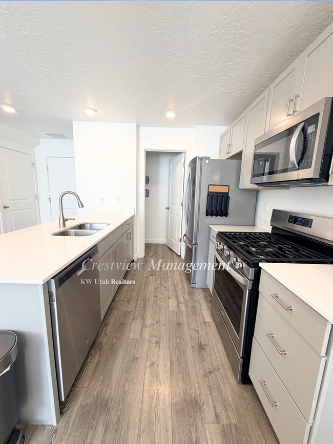 Photo - 2803 N Airmen Ave