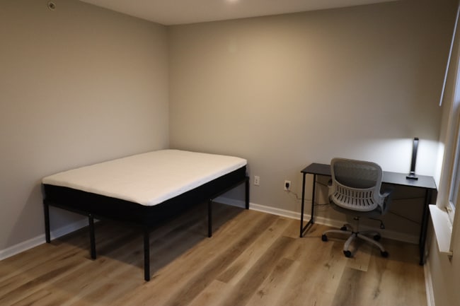 Photo - 1726 W Diamond St