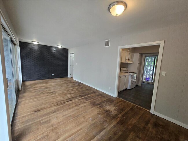 Photo - 3737 Wesley Dr