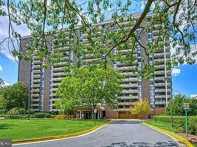 Photo - 1800 Old Meadow Rd Unidad #1520