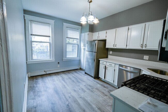 Photo - 108 W 42nd St Unidad 1