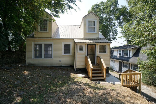 Photo - 1906 15th Ct N