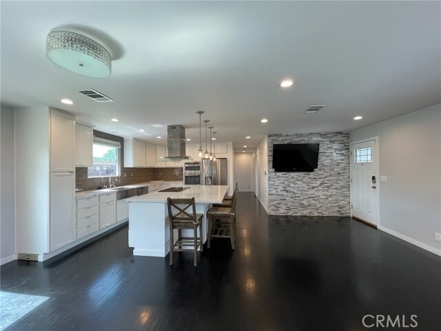 Photo - 5352 Edinger Ave