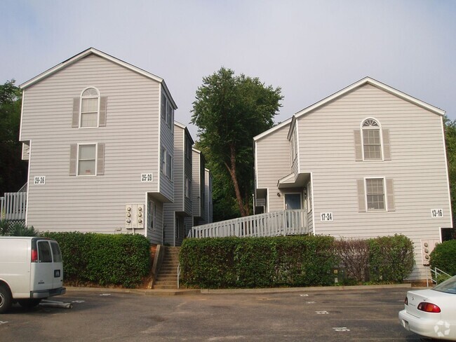 Building Photo - Barnwell Colony Rental