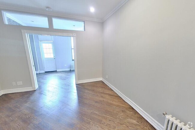 Building Photo - 279 E 10th St Unit 6 Rental