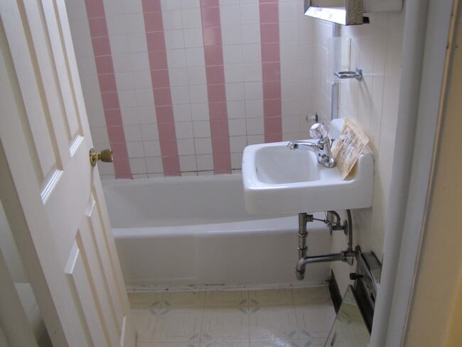 Photo - 620 W Beaver Ave Unit b