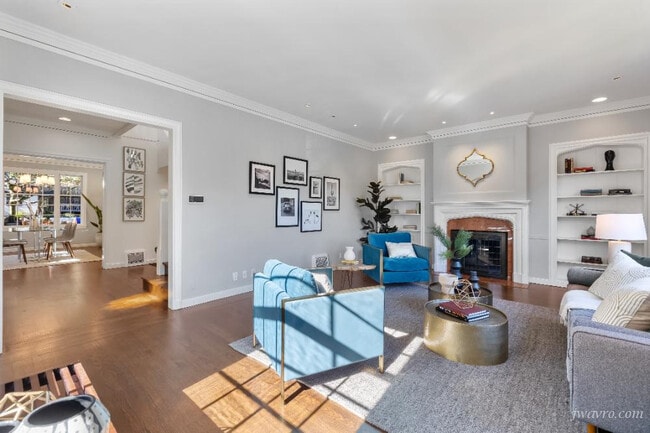 Building Photo - 230 Magellan Ave