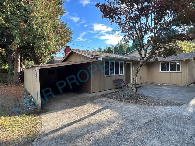 Building Photo - 775 SE Roberts Ave