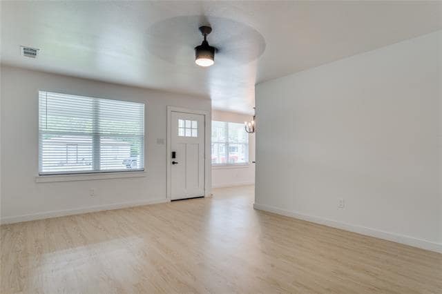 Photo - 507 Campbell St