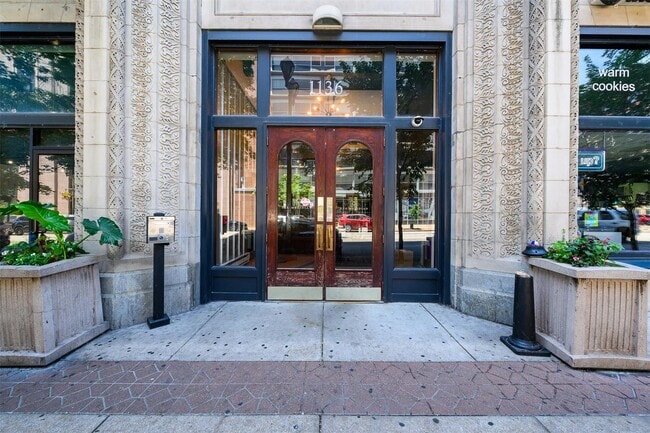 Photo - 1136 Washington Ave Unidad 407