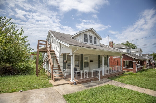Photo - 1112 E Miller St
