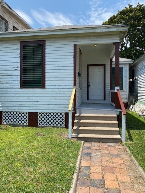 Building Photo - 3914 Bernardo De Galvez Ave