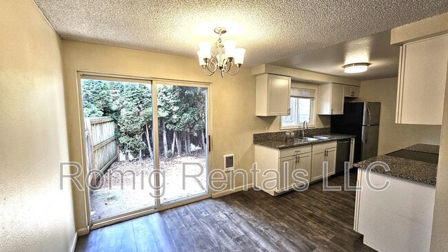 Photo - 3105 L St