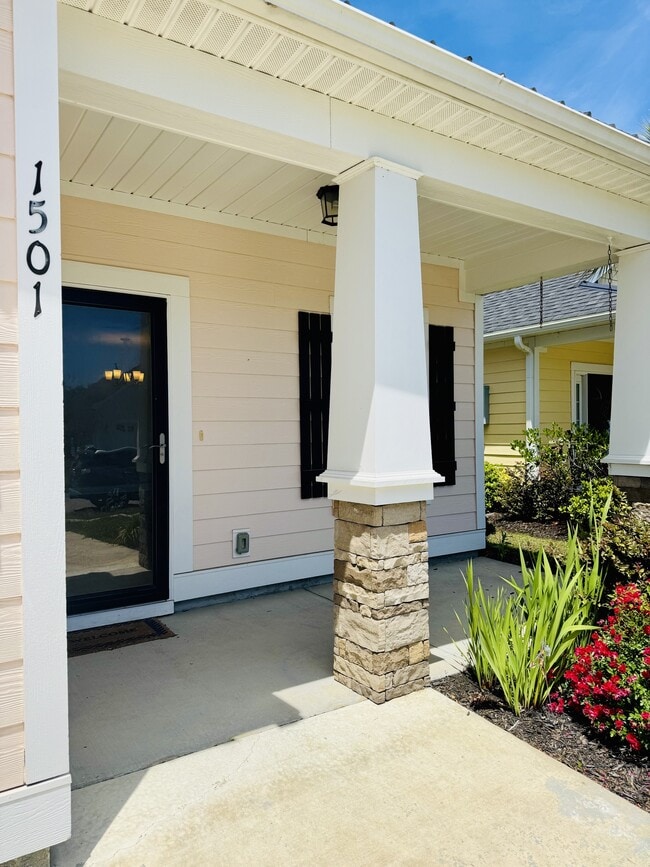 Photo - 1501 Ferney Dr