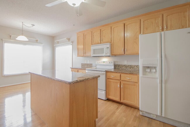 Photo - 285 Sunny Slope Ct