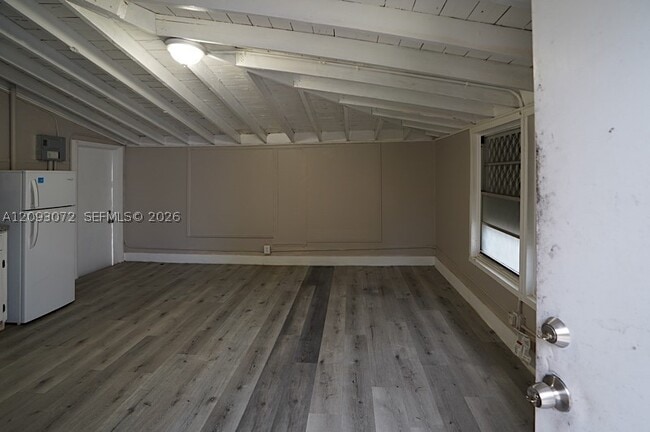 3438 SW 2nd St Unit R1