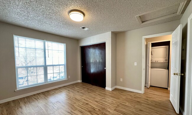 Photo - 4460 S Pitkin St Unit 128