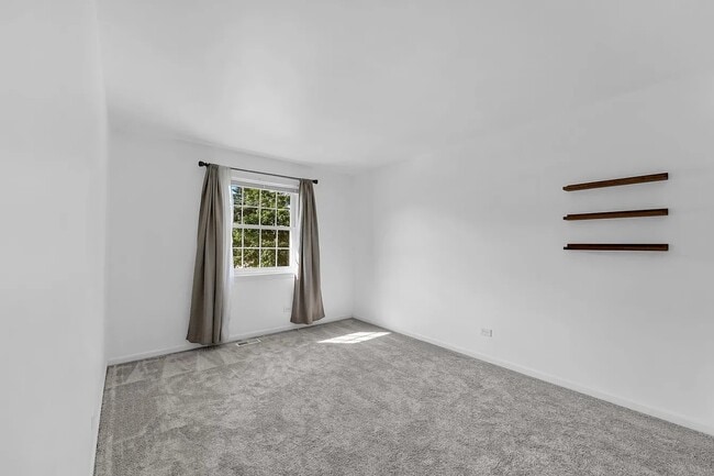 Photo - 1110 Riverwood Dr