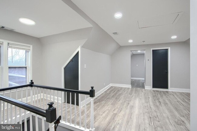 Photo - 3807 Fleetwood Ave Unidad 3