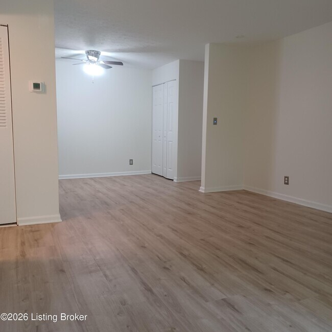 Photo - 3507 Lodge Ln Unit APT 313