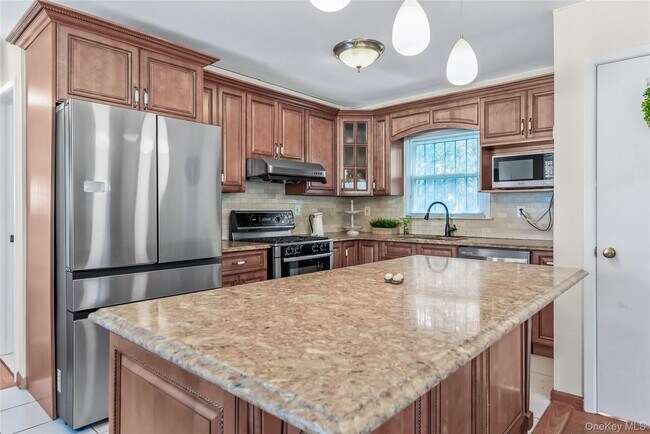 Photo - 45 21 Iris Ln