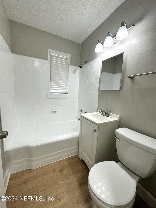 Photo - 5951 Wilmar Rd W