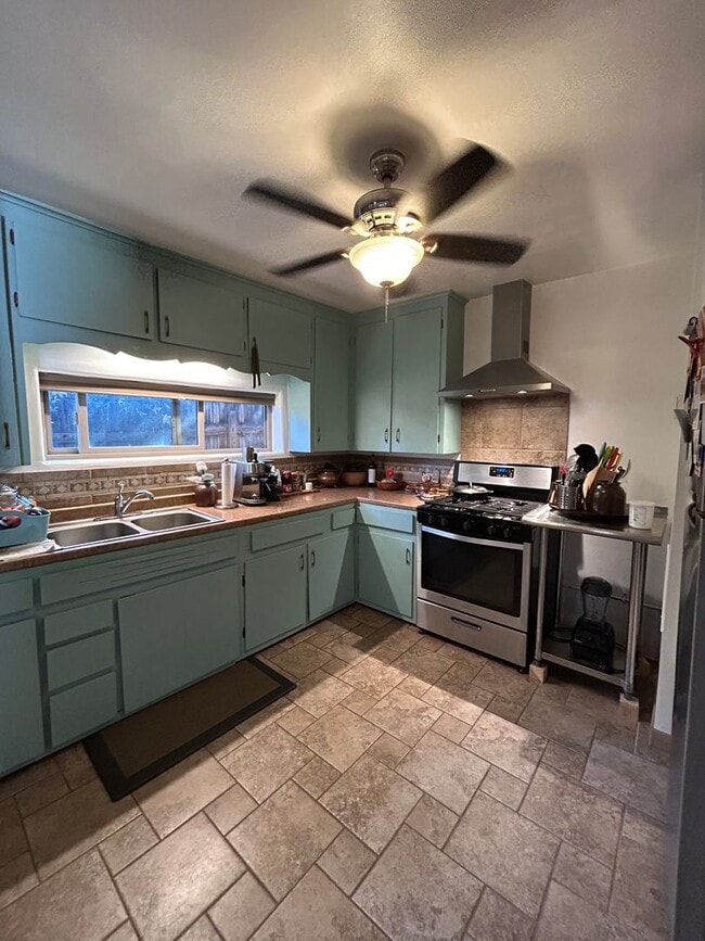 Photo - 945 Agua Fria St