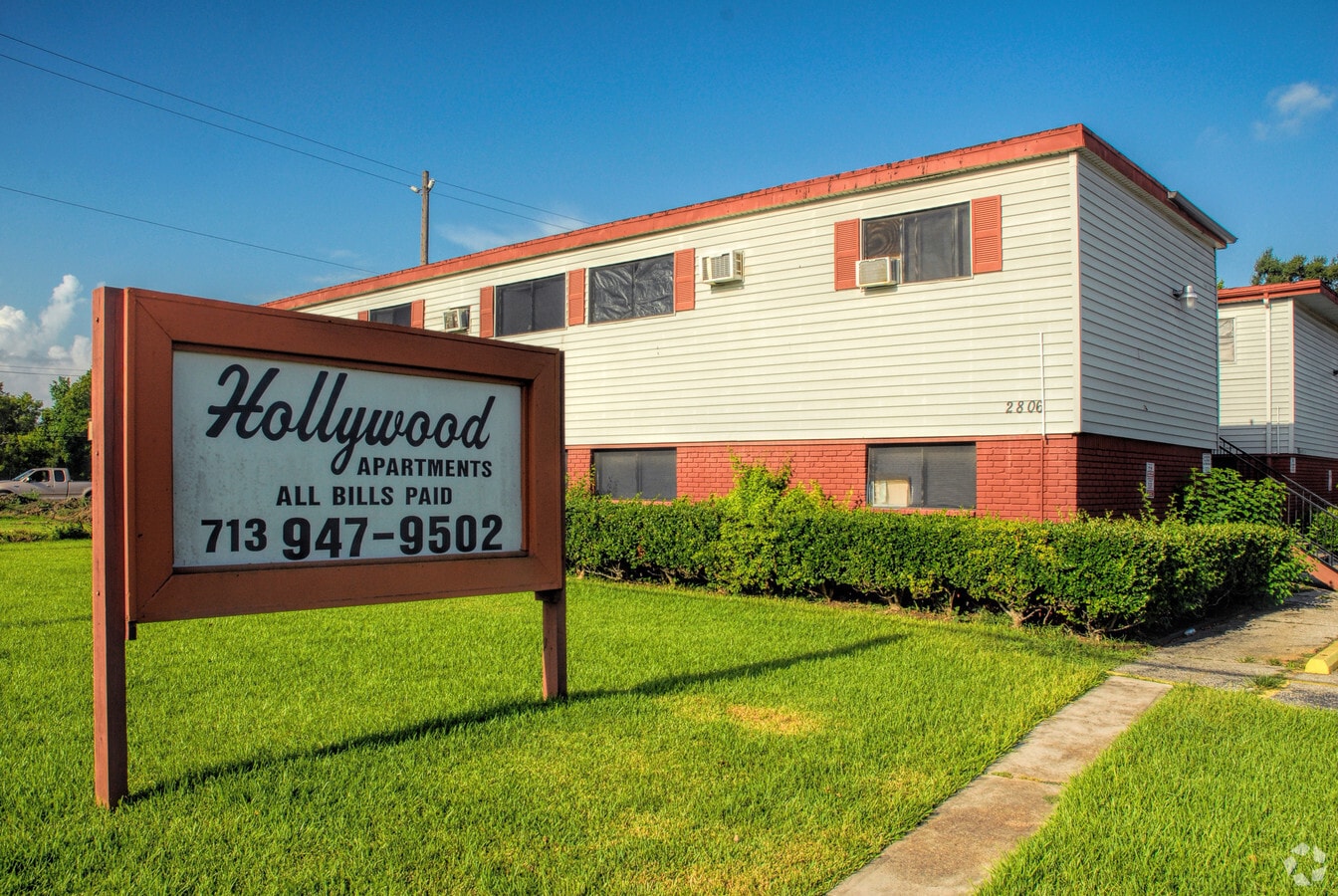 Hollywood Apartments - Hollywood Apartments